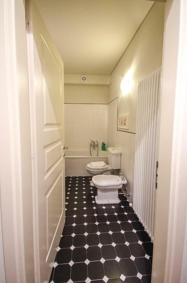 Azeglio Apartment, A Due Passi Da Piazza Maggiore 博洛尼亚 外观 照片